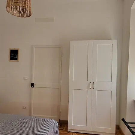 Le Prie Blu Apartment